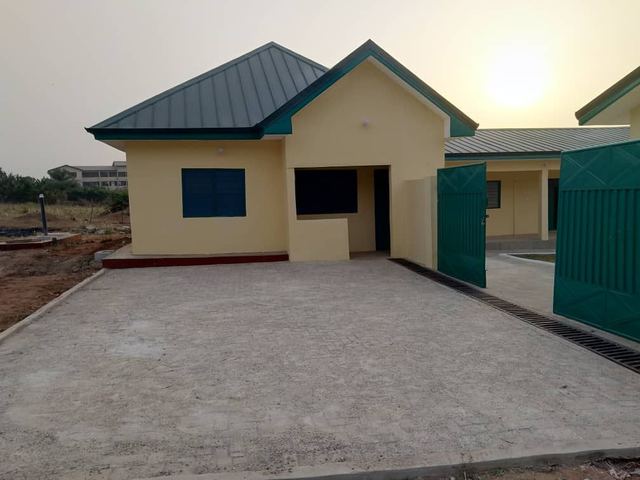 Institutional complex (main) — Photo 38