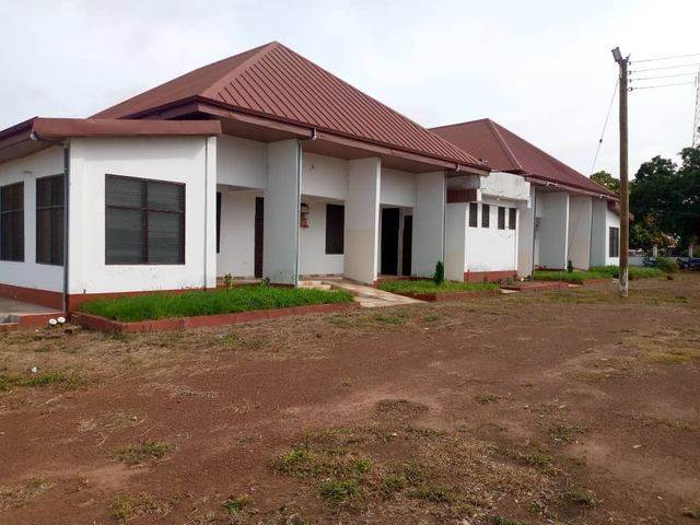Office / admin building — Photo 5