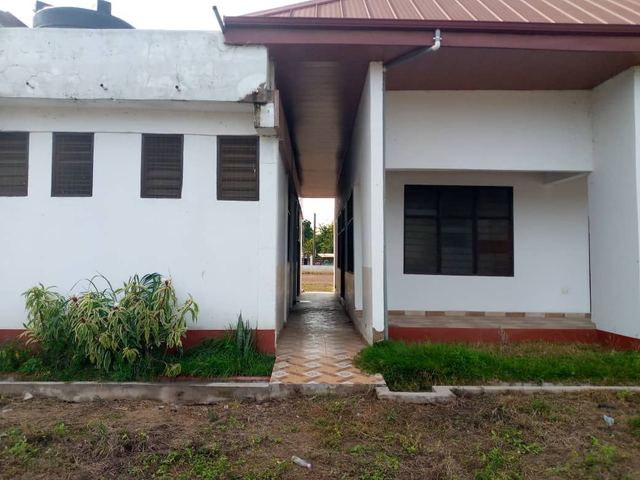 Office / admin building — Photo 13