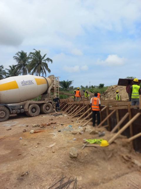 Road excavation & plant — Photo 7