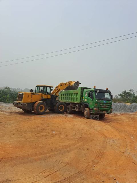 Nhyieso road project — Photo 2